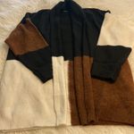 VICI  CARDIGAN SIZE M BNWOT TWO FRONT POCKETS SO  BEAUTIFUL LENGHT 32” BUST 48” Photo 6