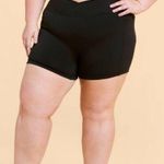 Blogilates Women's Criss Cross Scrunch Biker Shorts Black Size XL Photo 0