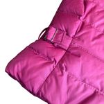 Eddie Bauer Women’s XS Goose Down Puffer Vest Fuchsia Pink Hooded Winter Warm Photo 5