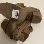 Jellypop  Stylish Tan Ankle Boots peep toe heels side zip Charli NWT booties 8.5 Photo 8