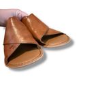 b.o.c. Crossover Faux Leather Sandals Women’s Size 8 Brown Slip On Casual Photo 4