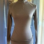 Under Armour  Women's Charcoal Long Sleeve Cold Gear Fitted Top size Small Photo 0