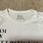 FIGS  White I AM AN OCCUPATIONAL THERAPIST Multilingual Graphic Tee Shirt Size S Photo 2