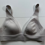 Athleta  Gray Essential Bra A-C Seamless Bralette Sports Bra Wireless Size‎ S Photo 0