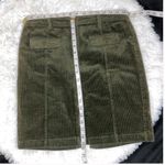 D. Jeans D.jean skirt women’s size 8 Olive green zipper up Corduroy mini skirt casual Photo 6