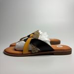 Yellow Box  Wist Leather Thong Sandals in Natural Photo 3
