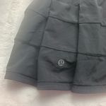 Lululemon size 4 pace rival skirt Black Mini Skort tennis golf athletic preppy Photo 4
