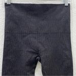 Spanx Look at Me Now Seamless Leggings in Brown Croc Print Size L Photo 11