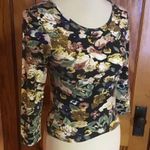 Rue 21 Tarea Y2K floral crop top Photo 7