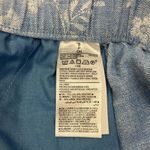 Old Navy  Floral Blue and white Women's Shorts size small Photo 7
