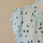 Elle  mint star blouse size medium Photo 1