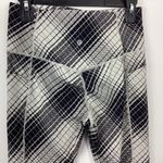 Athleta  Salutation Stash Textured Tight Legging Size Medium Photo 5