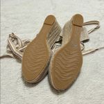 Elegant Lace Photo 1