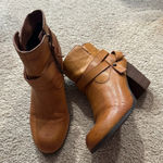 American Eagle  Chestnut Brown Heeled Boots Booties Women's Size 8 Strappy Photo 0
