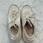 UGG  LA Cloud Low Top Cream Sneaker Shoe Size 10 Photo 2