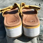 UGG  Yellow Bow Platform Sandals Size 6.5 Photo 4