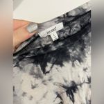 iVOIRE Boutique Brand Soft Black White Tie Dye Hi Photo 8