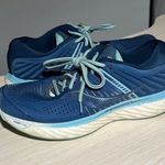 Saucony Triumph 17 Women's Size 9.5 Running Shoes Blue Aqua S10546-25 Athletic Photo 0