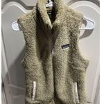 Patagonia Women’s Los Gatos Fleece Vest Size Small Beige Sherpa Zip Up 25216 Photo 1