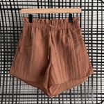 Varley  Harmon high rise shorts Photo 0