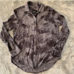 Rails  Hunter Charcoal Tie Dye Button Down Shirt Size medium minor snags no hole Photo 0