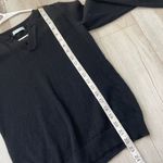 Classic Cashmere Sweater vneck long sleeve womens Black medium preppy minimalist Photo 5