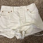 Levi's Levi’s White Denim Jean short Photo 2
