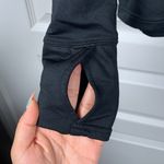 Nike  Fit Dry Pro Therma-fit Long Sleeve Top Black Active Athleisure Size Med EUC Photo 4