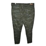 Sanctuary Social Standard By High-Rise Skinny Camo Jeans Size 16/33 Green Photo 2