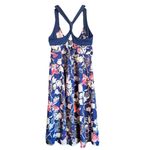 Patagonia  Women's Athletic Dress in Beautiful Floral Pattern Size Small Photo 5