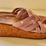 Skechers Arch Fit Bevelee Mauve Sandals Flip Flops Size 11 EUC Photo 5
