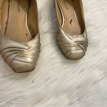 Kenneth Cole Reaction Quietly Flats Gold Photo 1