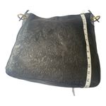 écotorie Bleu Large Black Genuine Leather Crafted Floral Embossed Shoulder Bag Photo 3