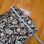 Loft Linen Blend Black and White Floral Paper Bag Shorts Size Medium Photo 5