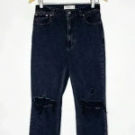 Abercrombie & Fitch  Ultra High Rise The Ankle Straight Jeans Size 26 / 2 Short Photo 0