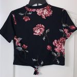 Iris Croptop Photo 1