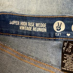 REWASH Women’s  Super High Rise Wedge Vintage Reunion jean shorts distressed 29 Photo 2