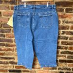 Denim & Co NWT QVC  Medium Wash Blue Denim Capri Jeans Women's Size 22W Photo 5