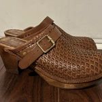 Juicy Couture  braided leather clogs, Size 8.5 brown, wood, heels, vintage y2k Photo 4