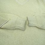 St. John Collection FLAWS** St John Santana Knit V-Neck Sweater Women's Size Small Beige Pullover‎ Photo 2