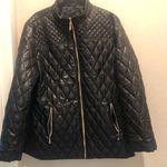 White Mark black hooded puffer coat with detachable hood. Size 1X Photo 0