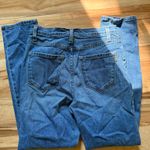 Vibrant  Jeans Photo 1