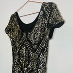 Slate + Willow Mae Gold & Black Sequin Vegas Style Shift Mini Dress Size 8 Photo 4