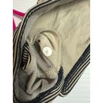 Lululemon ‎ Striped Yoga Bra Light Support Crisscross Straps Hot Pink Sz 6 Photo 4