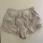 Lululemon shorts super cute White Size 6 Photo 3
