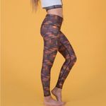 Teeki  SOUTHERN CROSS
HOT PANT - BLACK size Small Photo 3