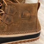 Sorel  Boots size 6 BNWOT waterproof boots very cute color black and brown Photo 1