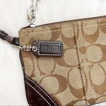Coach brown logo print wristlet Photo 5