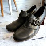 Taos Black Leather Slip On Booties Shoes Business Casual Heeled Sz 40 9 9.5 Photo 0