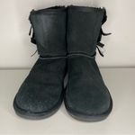 Koolaburra by Ugg  Victoria  Style 1019372 Black Boots, US 5-Side Bows Photo 1